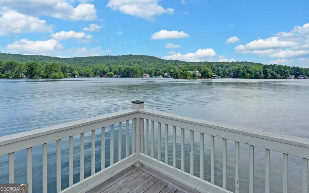 2632 Shady LN Lakemont, GA 30552