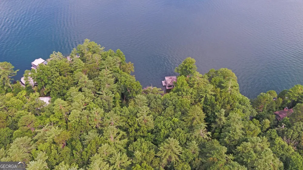 2632 Shady LN Lakemont, GA 30552