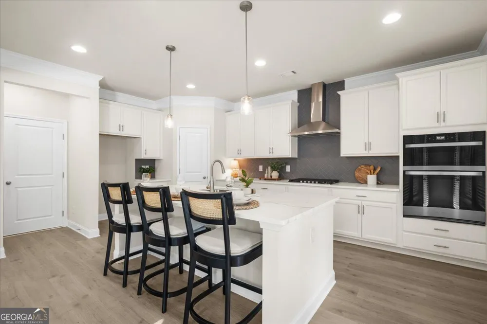 8620 Standing Stone Ball Ground, GA 30107