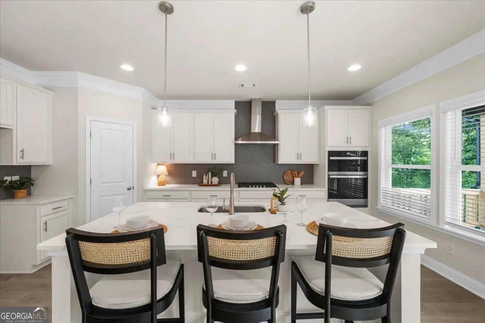 8620 Standing Stone Ball Ground, GA 30107