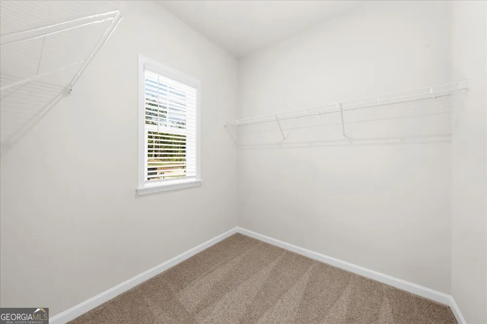 8620 Standing Stone Ball Ground, GA 30107