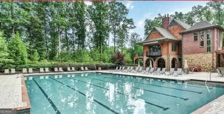 8620 Standing Stone Ball Ground, GA 30107
