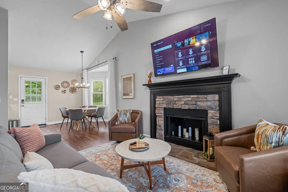 13 Huntcliff DR Cartersville, GA 30121