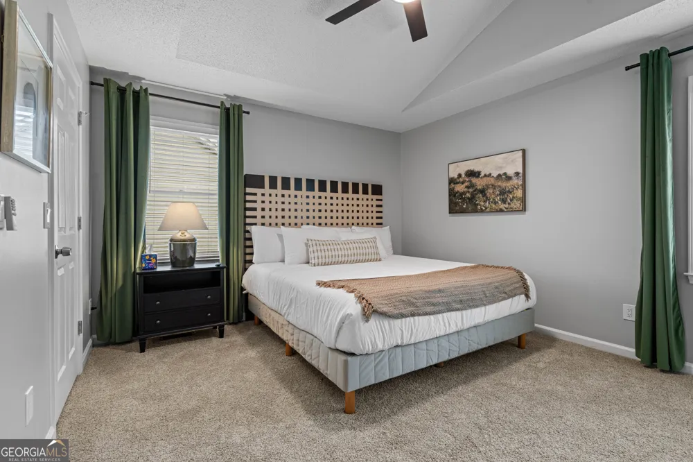 13 Huntcliff DR Cartersville, GA 30121