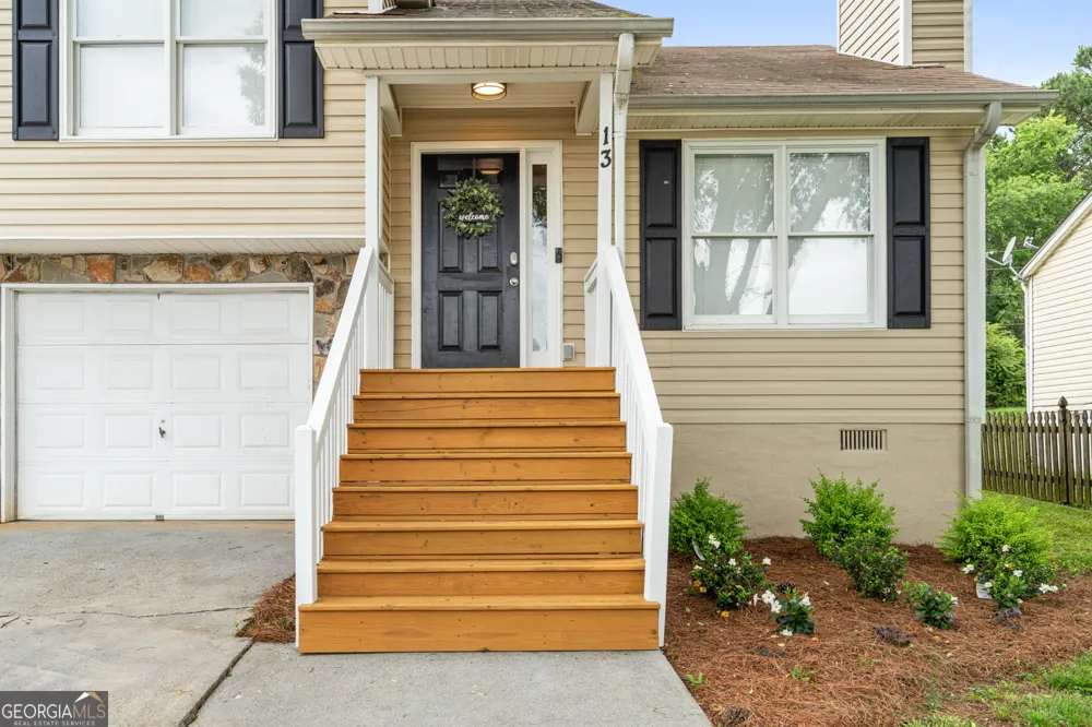 13 Huntcliff DR Cartersville, GA 30121