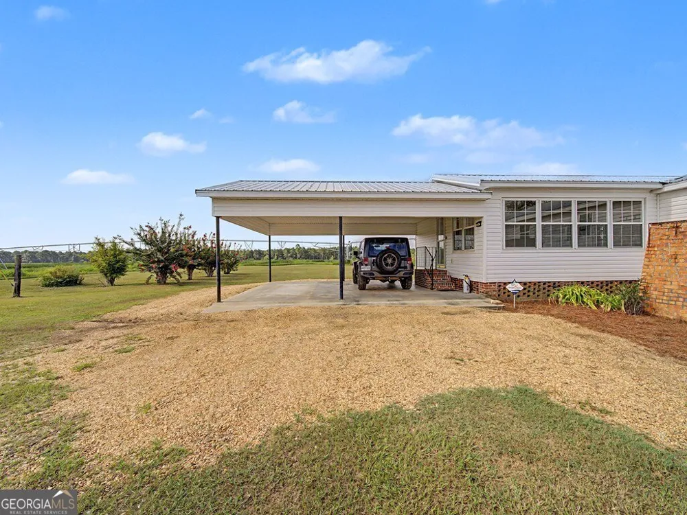 1814 Antioch-Greggs RD Adel, GA 31620