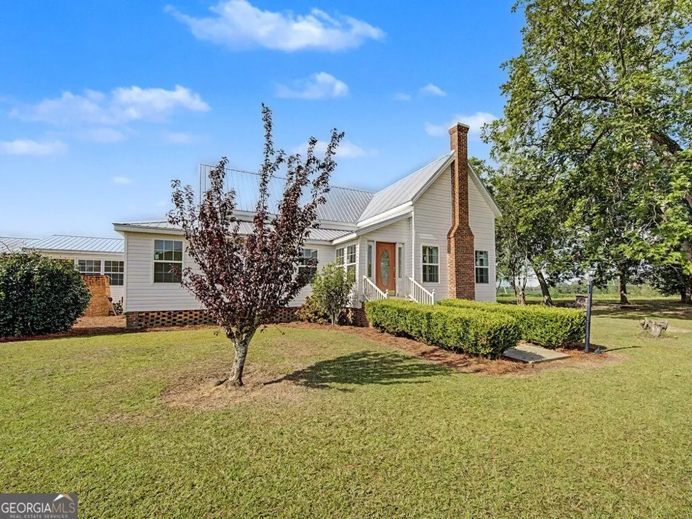 1814 Antioch-Greggs RD Adel, GA 31620