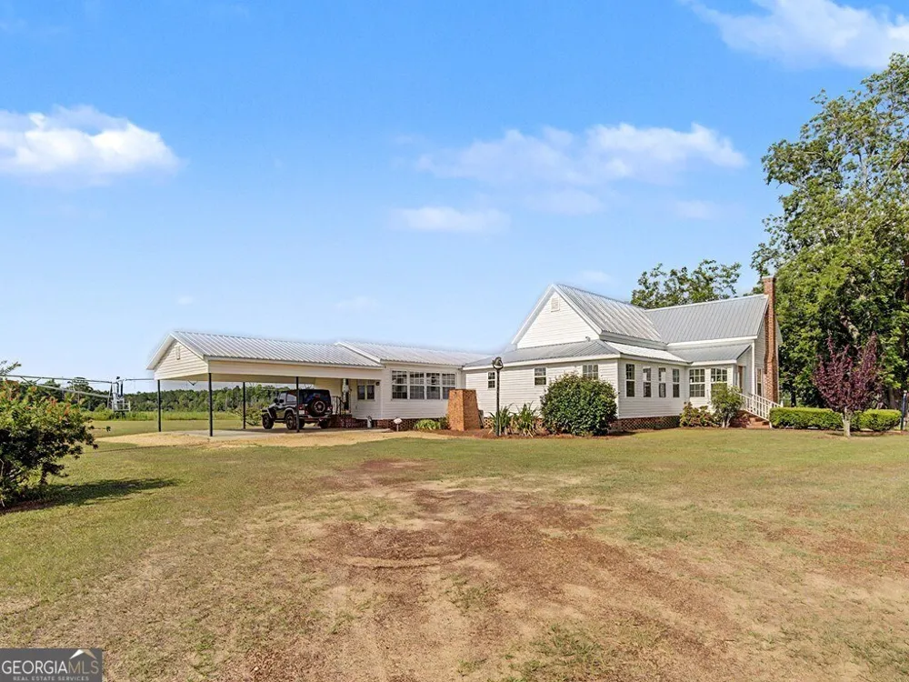 1814 Antioch-Greggs RD Adel, GA 31620