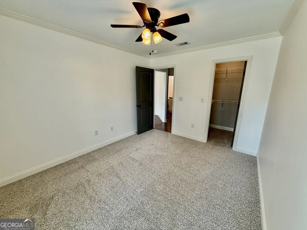 401 Spanish Moss LN Adel, GA 31620