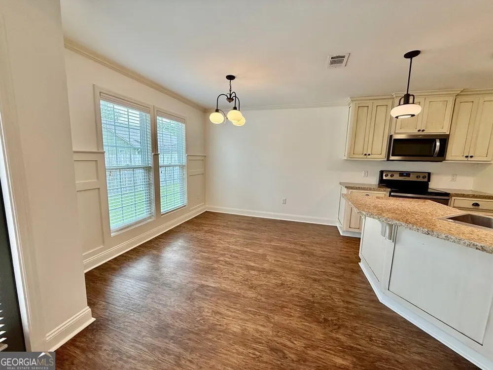401 Spanish Moss LN Adel, GA 31620
