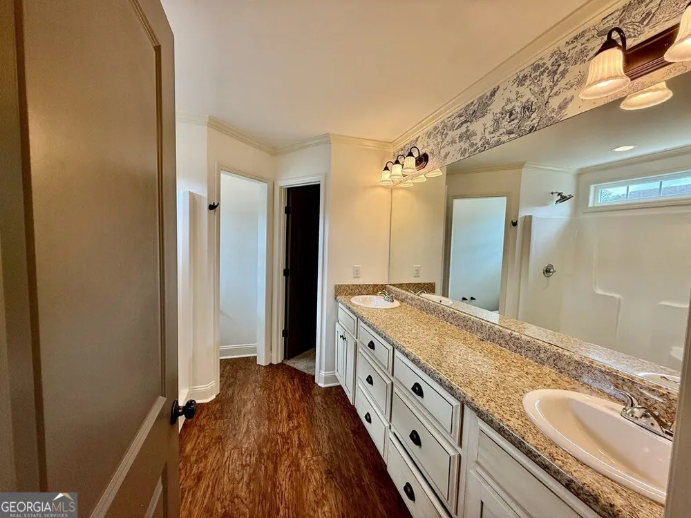 401 Spanish Moss LN Adel, GA 31620
