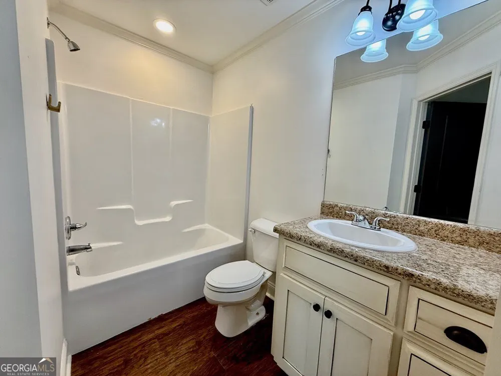 401 Spanish Moss LN Adel, GA 31620
