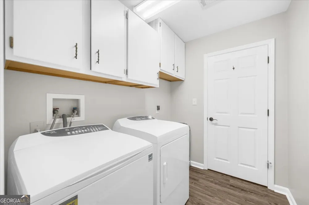 250 W Peachtree ST Norcross, GA 30071
