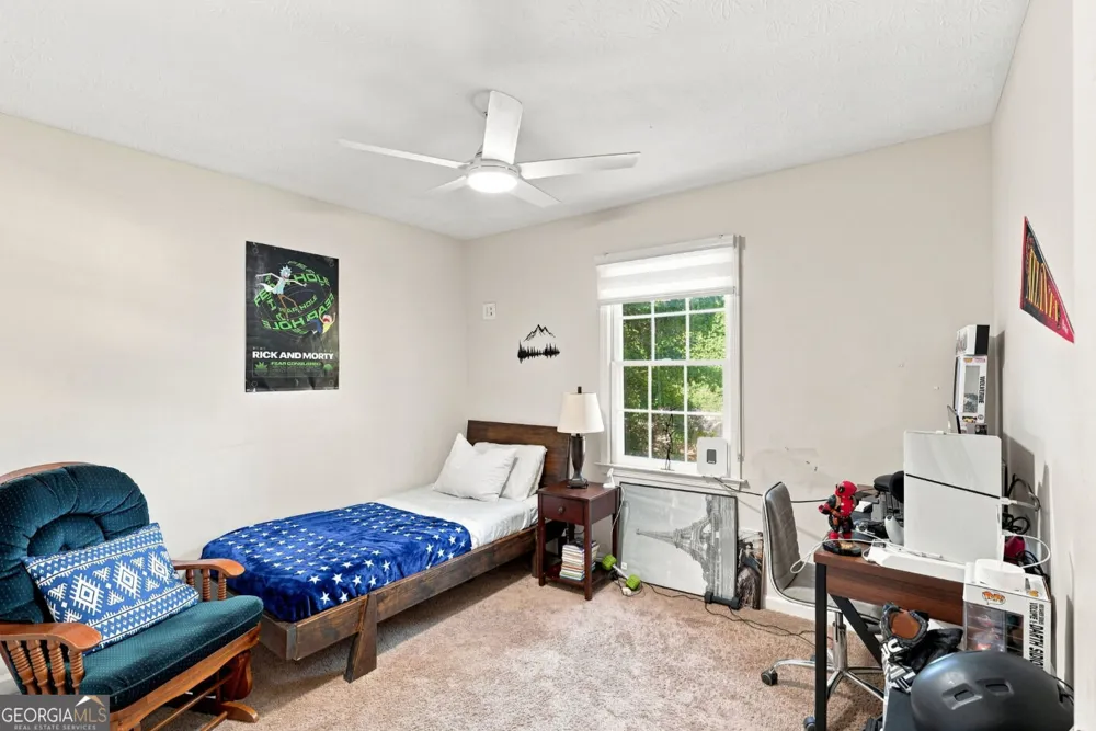137 Landing LN Powder Springs, GA 30127