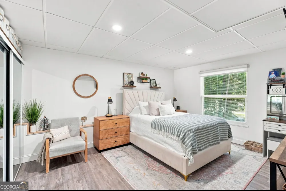 137 Landing LN Powder Springs, GA 30127