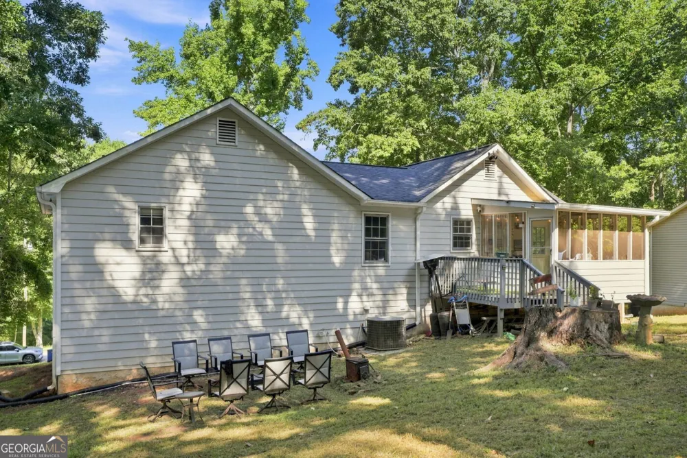 137 Landing LN Powder Springs, GA 30127