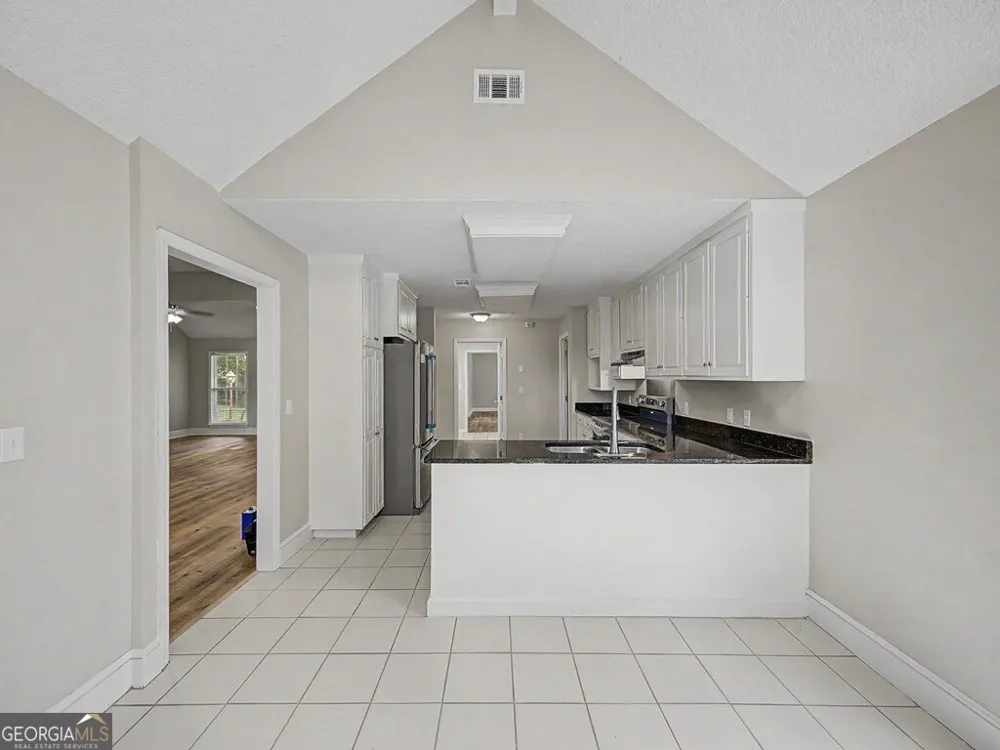 1621 Moore ST Adel, GA 31620