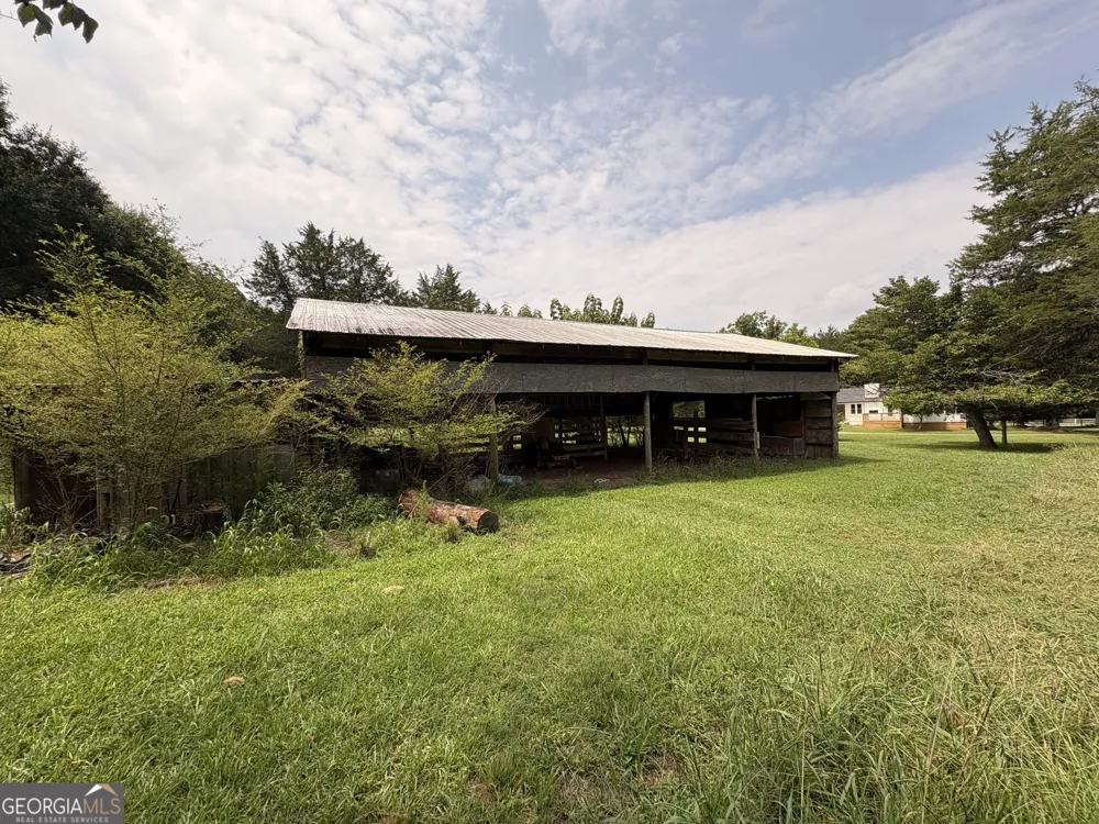 100 Williamsburg LN Athens, GA 30605