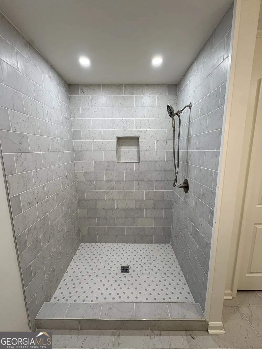 100 Williamsburg LN Athens, GA 30605