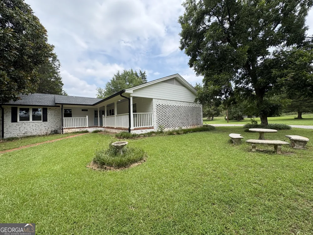 100 Williamsburg LN Athens, GA 30605