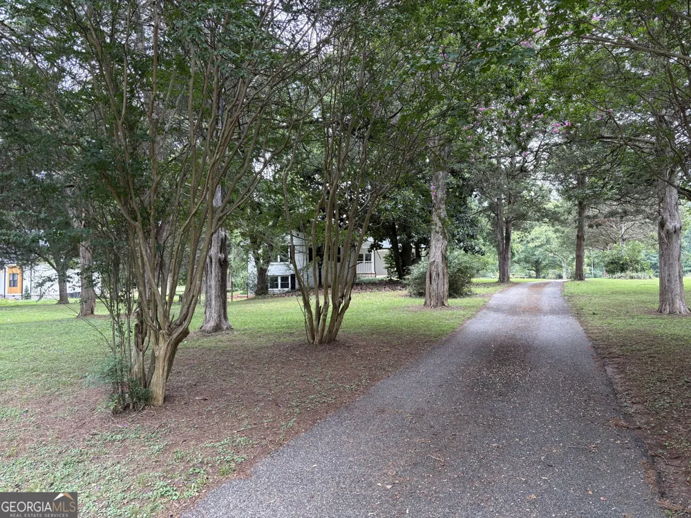 100 Williamsburg LN Athens, GA 30605