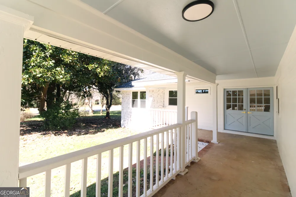 100 Williamsburg LN Athens, GA 30605