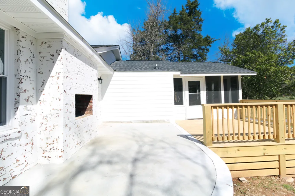 100 Williamsburg LN Athens, GA 30605