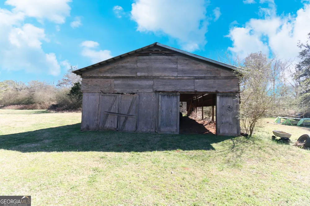 100 Williamsburg LN Athens, GA 30605