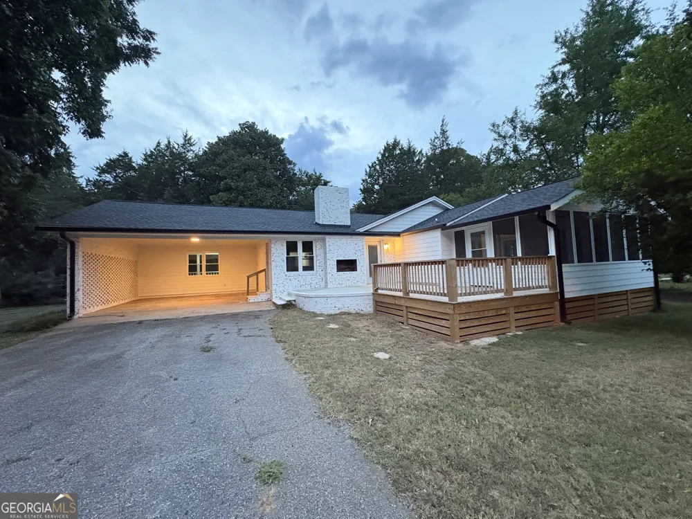 100 Williamsburg LN Athens, GA 30605