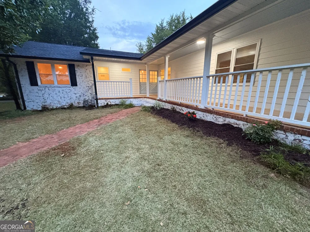 100 Williamsburg LN Athens, GA 30605