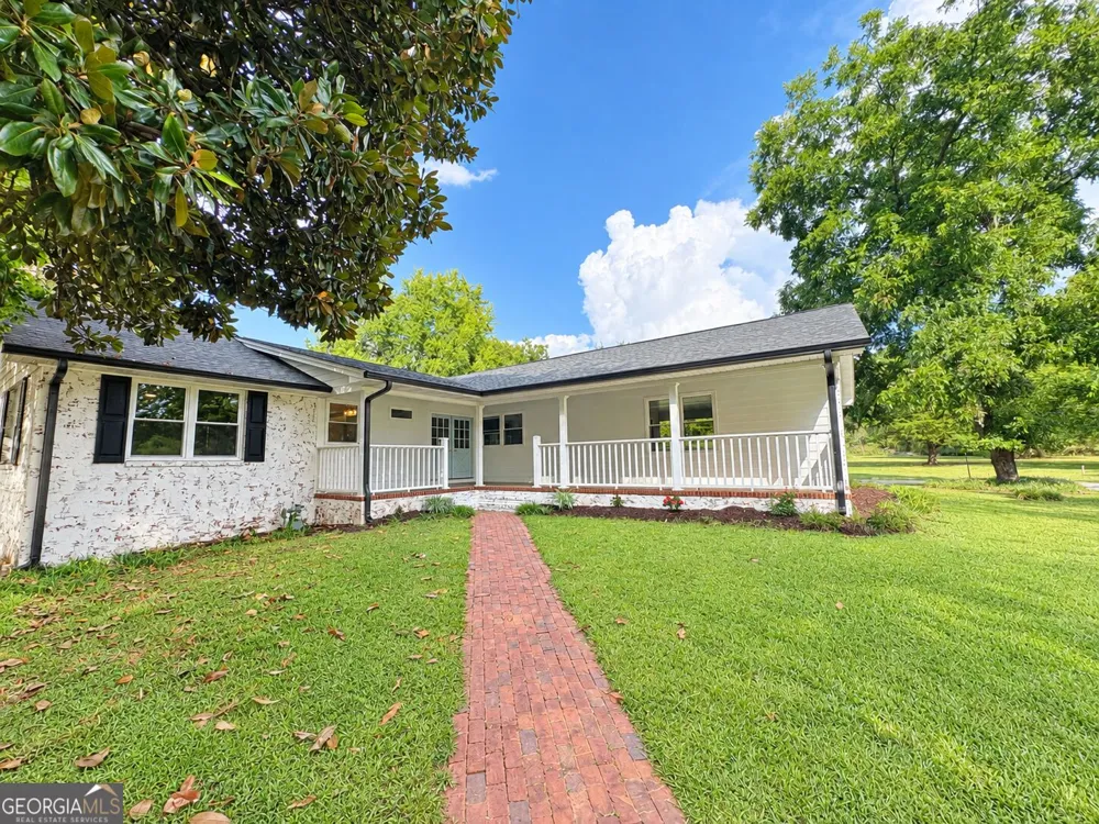 100 Williamsburg LN Athens, GA 30605