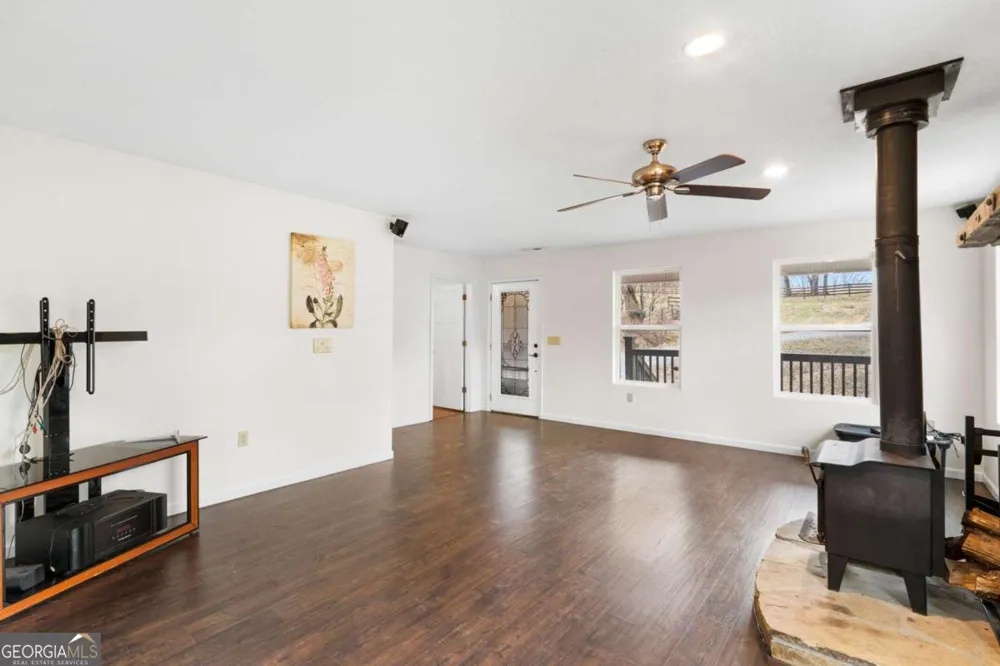 2636 Misty Creek LN Young Harris, GA 30582