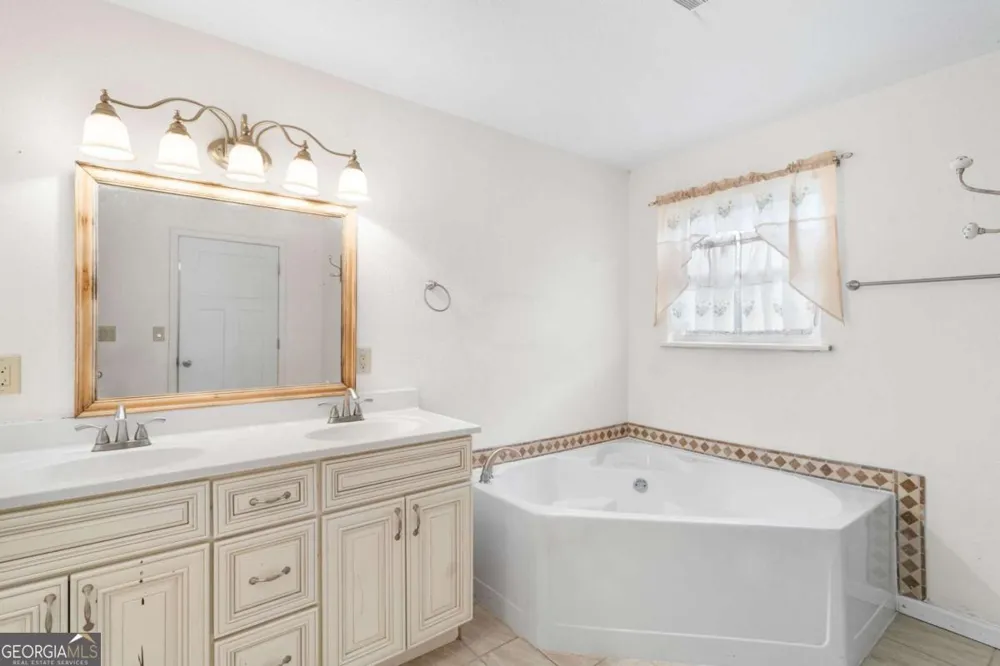 2636 Misty Creek LN Young Harris, GA 30582