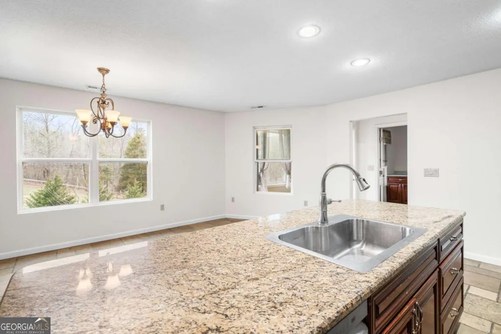 2636 Misty Creek LN Young Harris, GA 30582