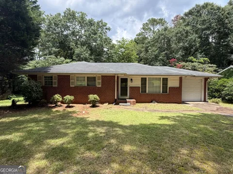 2726 Hollywood DR