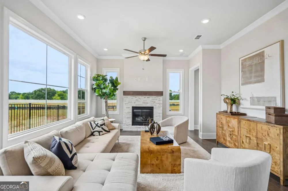 118 Herring DR Hoschton, GA 30548