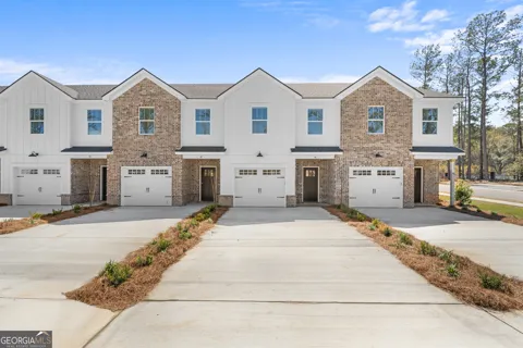37 Azalea LN
