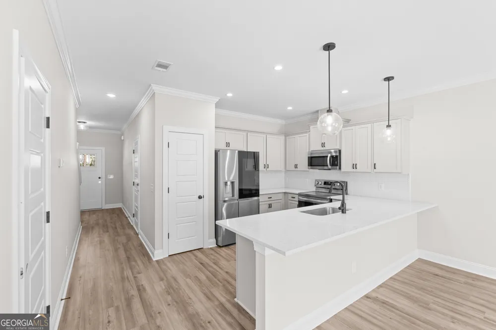 37 Azalea LN Richmond Hill, GA 31324