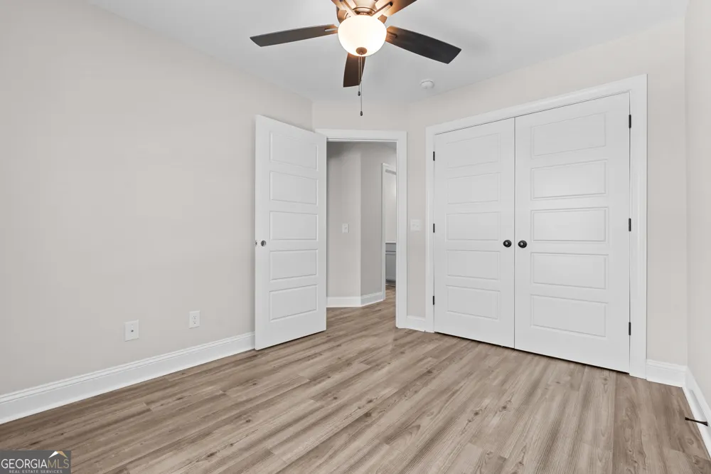 37 Azalea LN Richmond Hill, GA 31324