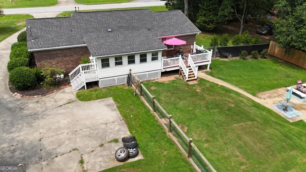 154 New Prospect RD Hartwell, GA 30643