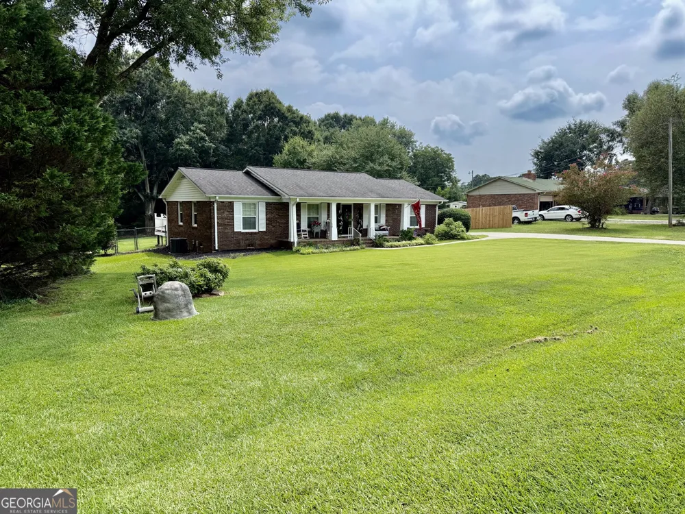 154 New Prospect RD Hartwell, GA 30643