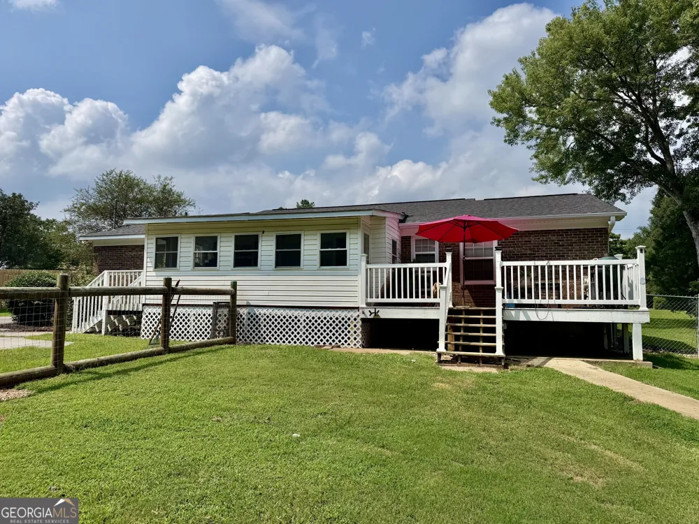 154 New Prospect RD Hartwell, GA 30643