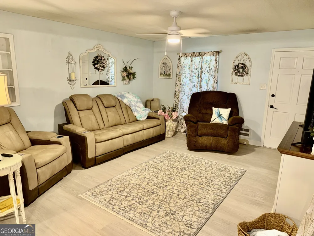 154 New Prospect RD Hartwell, GA 30643