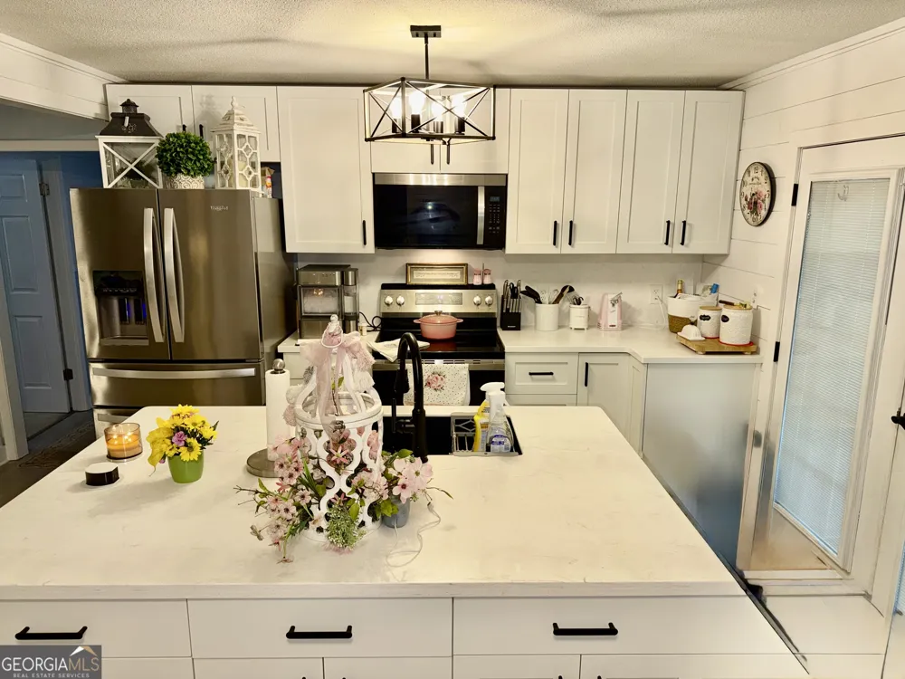 154 New Prospect RD Hartwell, GA 30643