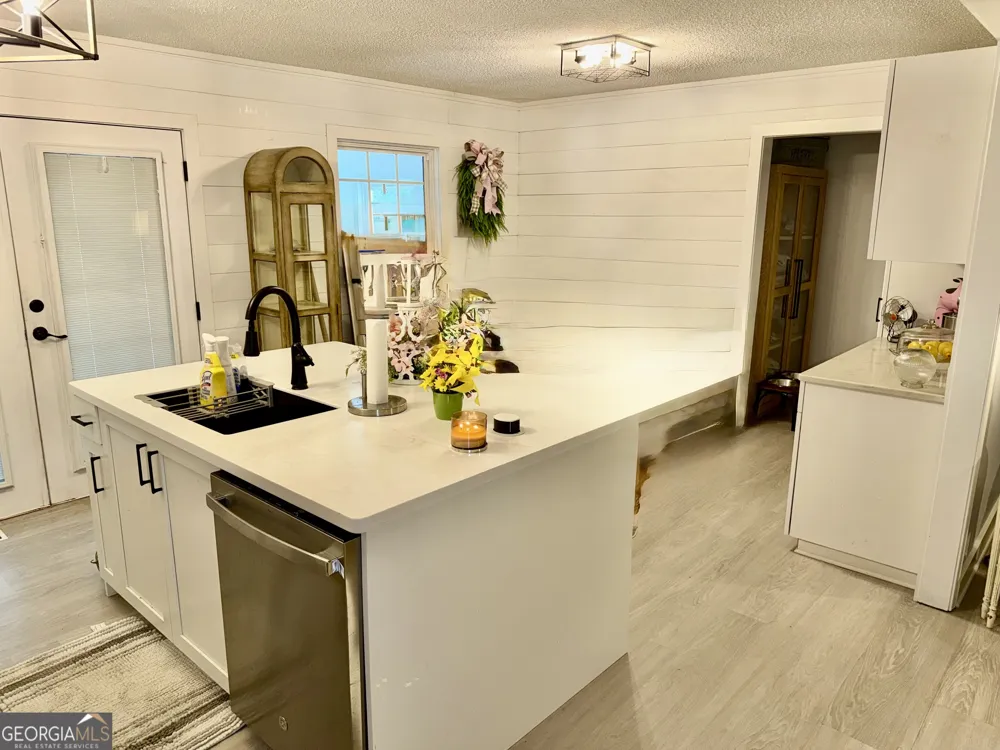 154 New Prospect RD Hartwell, GA 30643