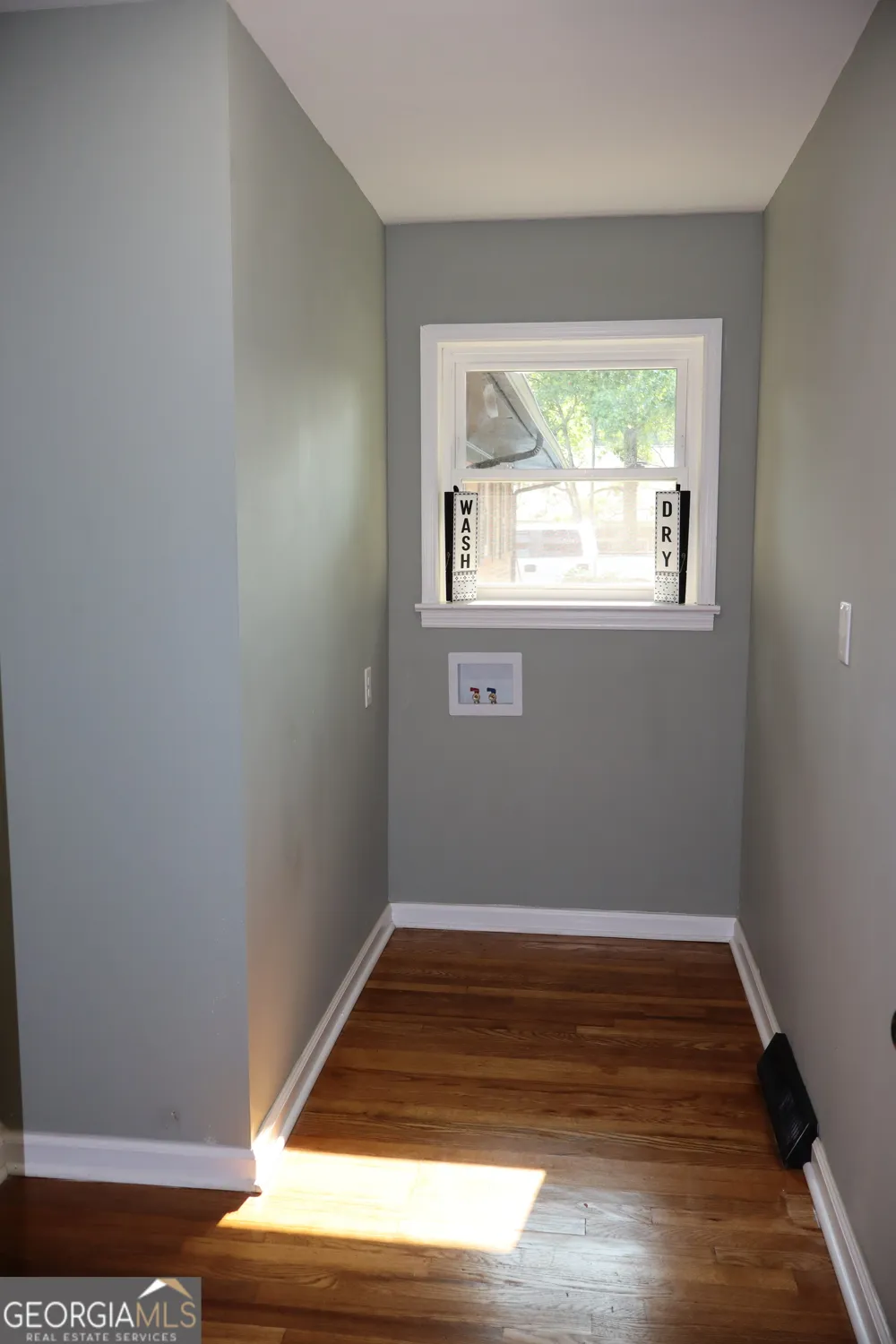 1305 Dana DR Dalton, GA 30720
