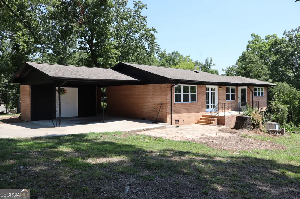 1305 Dana DR Dalton, GA 30720