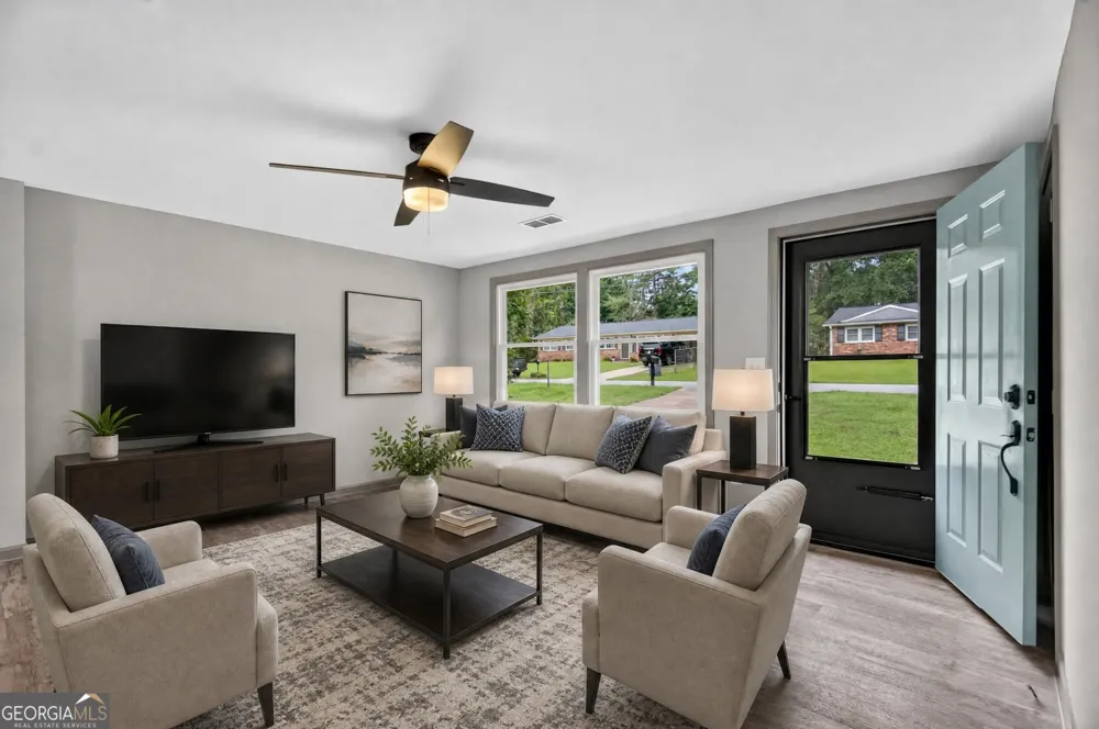 106 Sir Lancelot AVE LaGrange, GA 30241