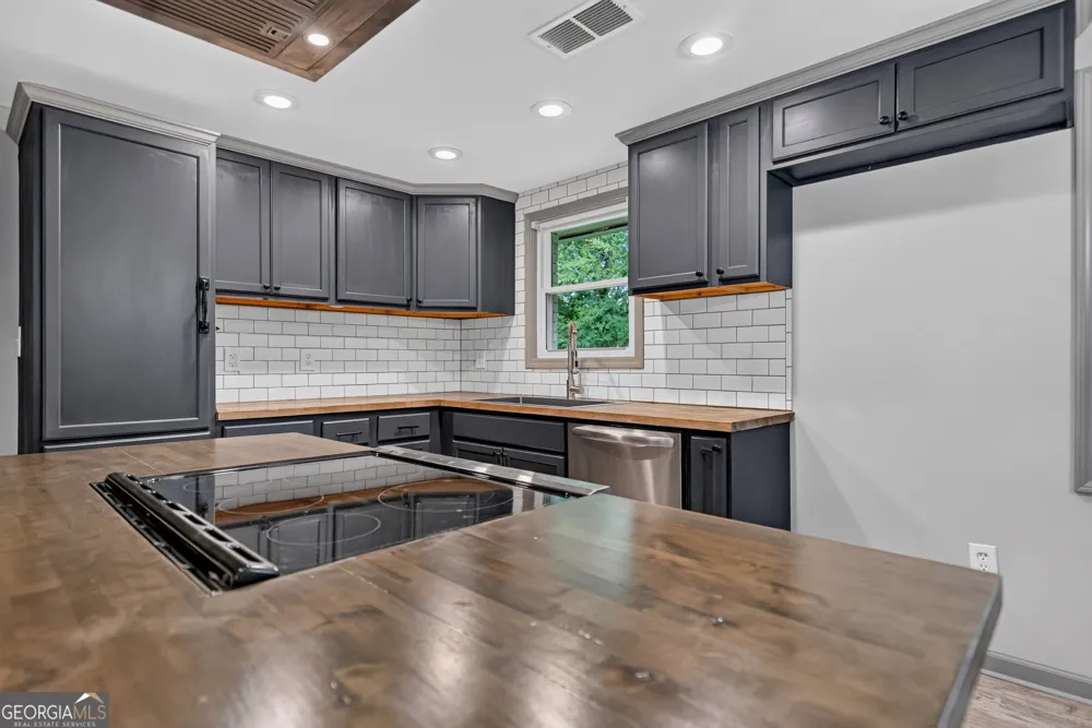 106 Sir Lancelot AVE LaGrange, GA 30241
