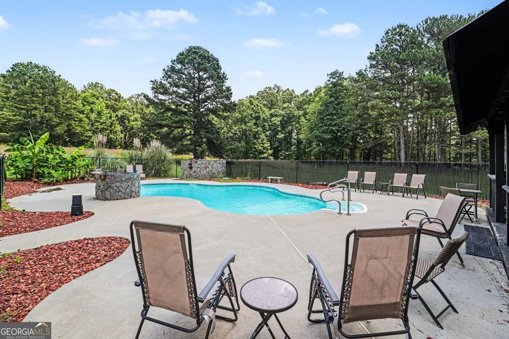 813 Sandy Creek RD Fayetteville, GA 30214